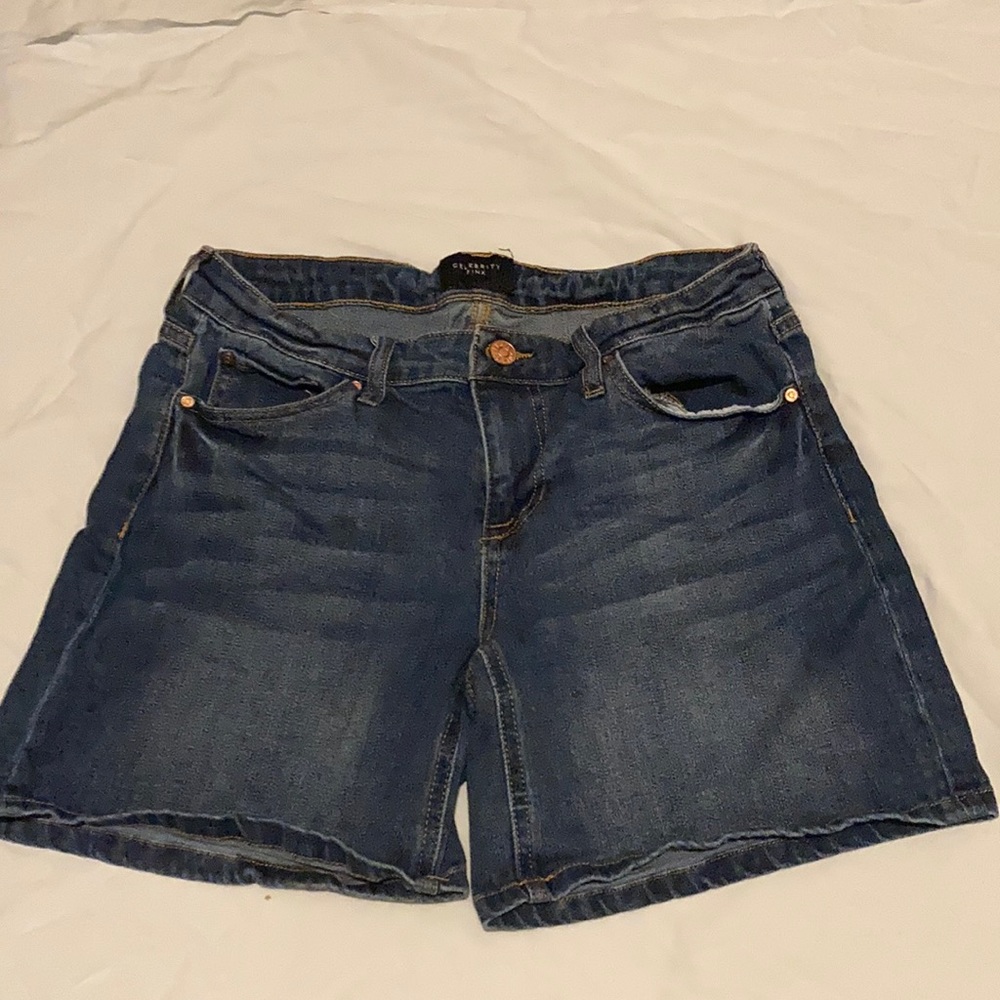 Jean shorts size 5/27